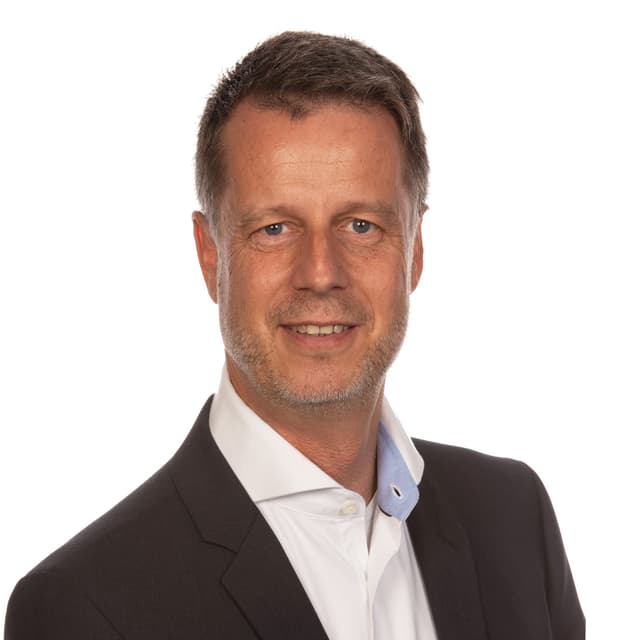 Stefan  Kratzer