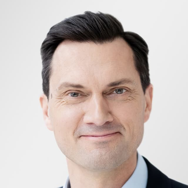 Oliver  Küch