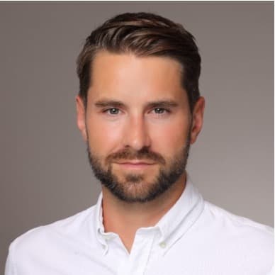 Michael  Tapken